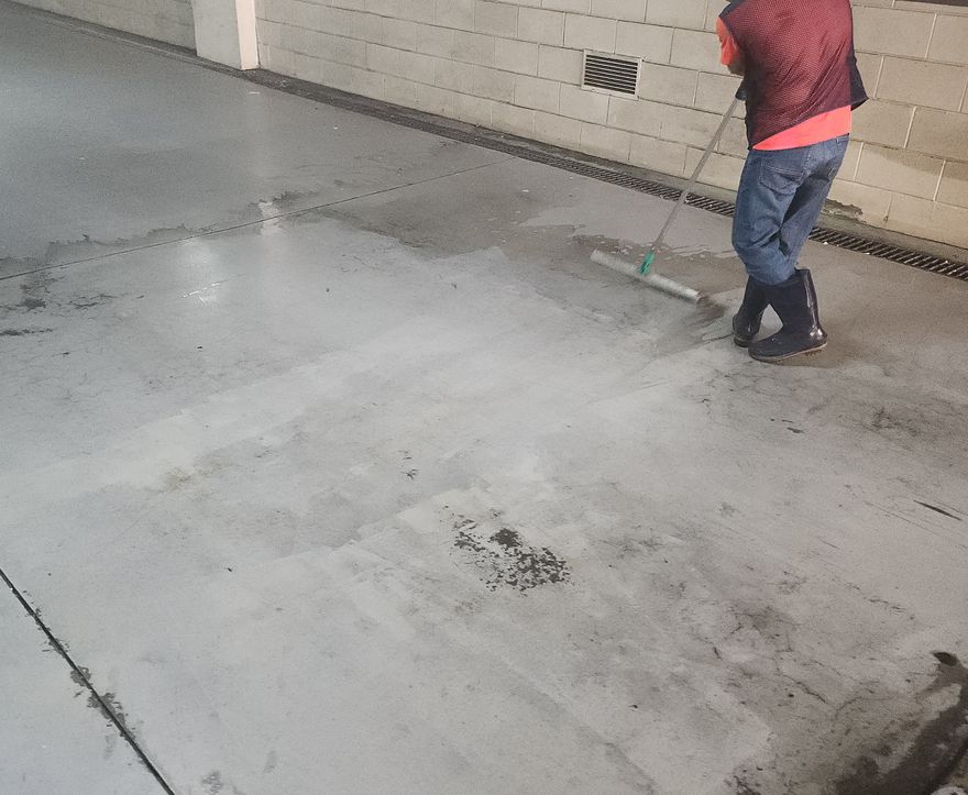 부산 준공청소 작업 중